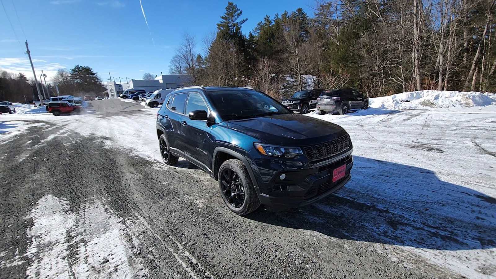 New 2026 Jeep Compass Latitude image 2