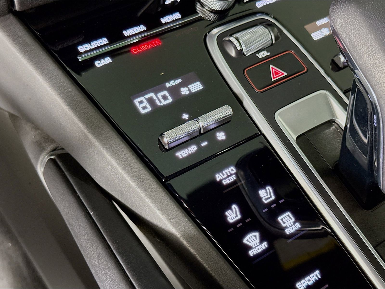 Used 2023 Porsche Cayenne Turbo image 16