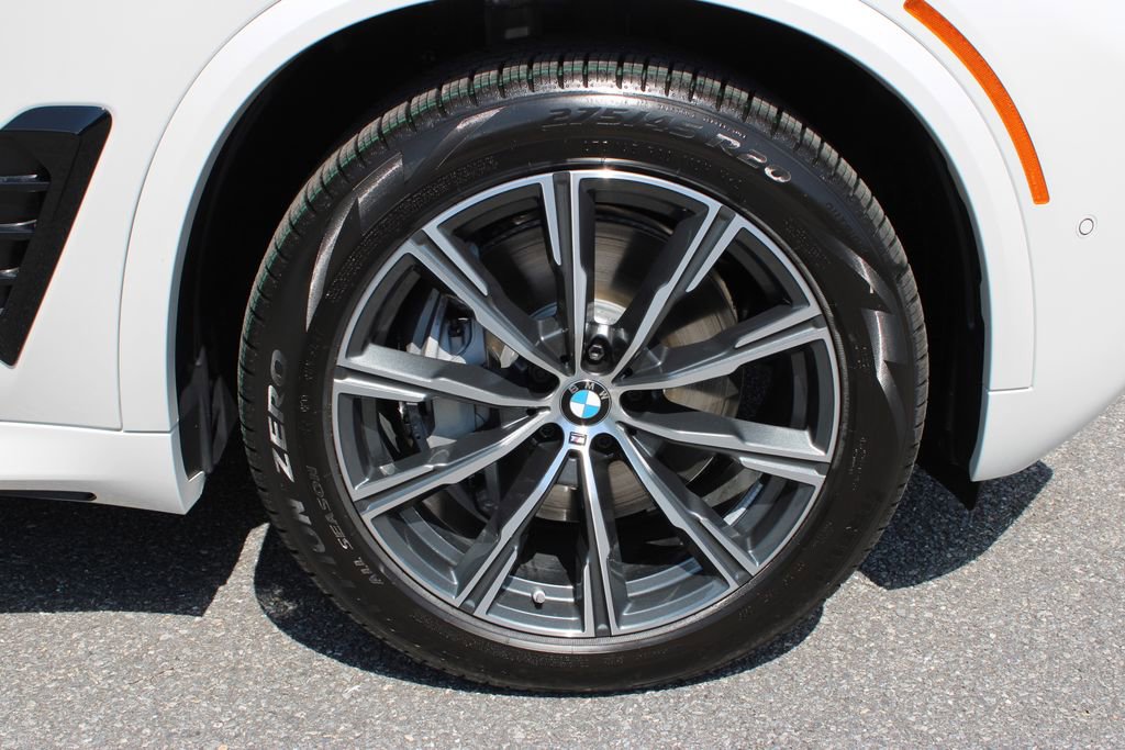 New 2026 BMW X5 xDrive50e w/ M Sport Package image 34