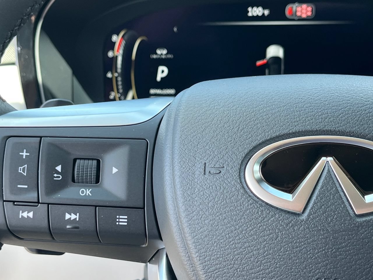 New 2027 INFINITI QX60 Luxe FWD image 19