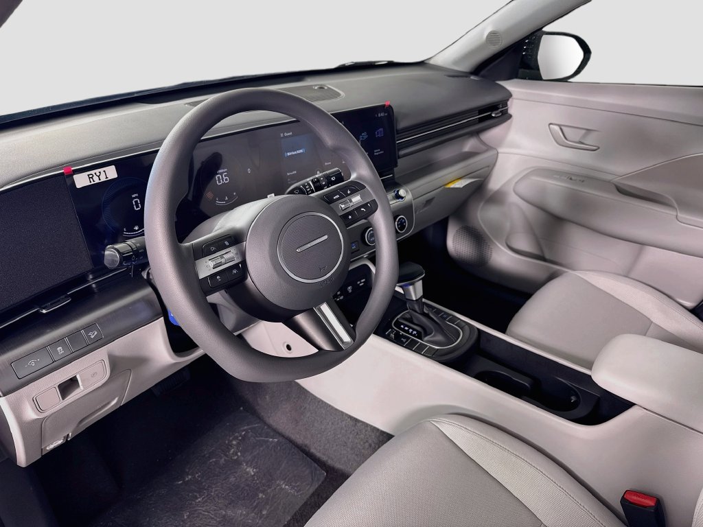 New 2027 Hyundai Kona SE AWD/4WD image 18
