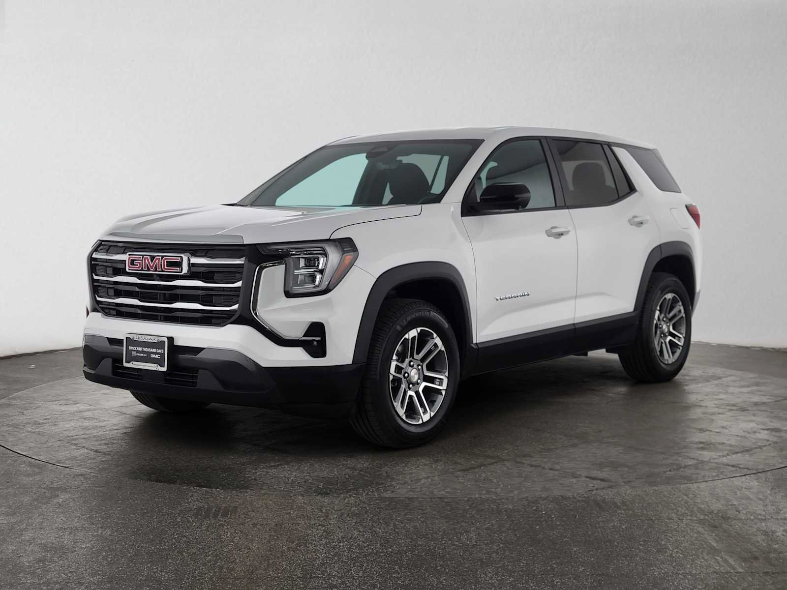Used 2026 GMC Terrain Elevation w/ Technology Package II AWD/4WD image 8
