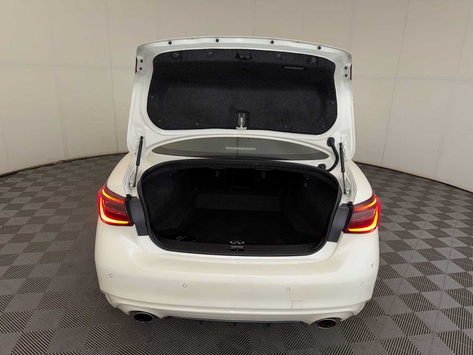 Used 2023 INFINITI Q50 Luxe w/ Cargo Package AWD/4WD image 22