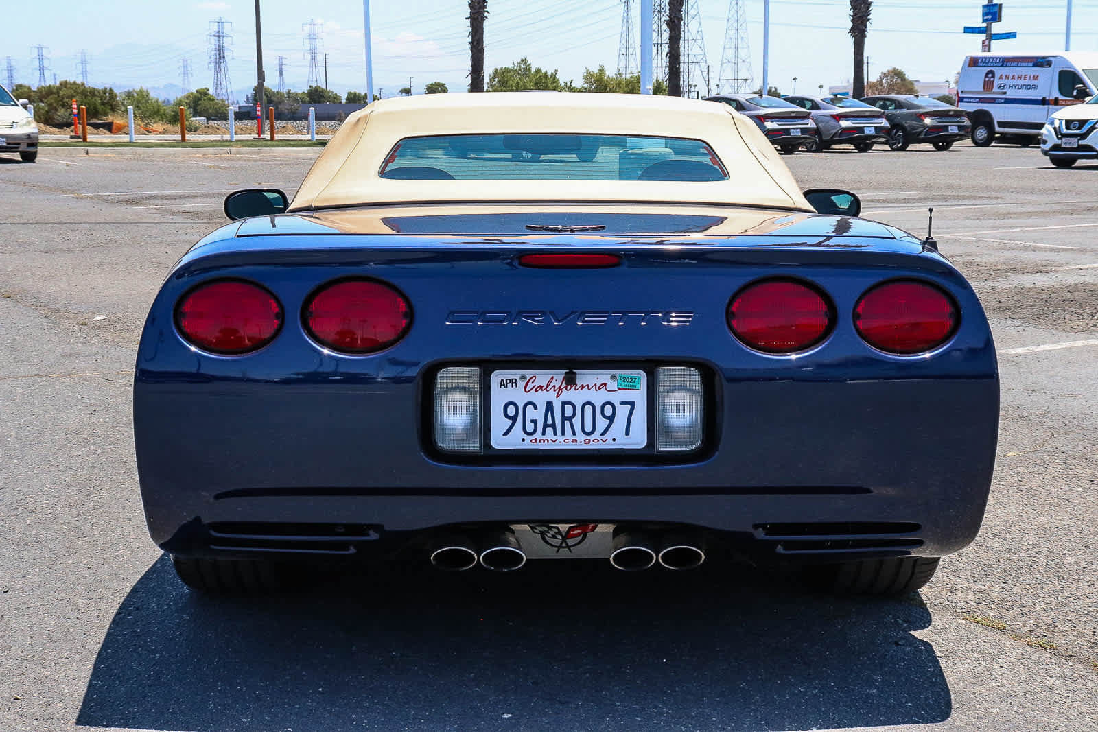 Used 2001 Chevrolet Corvette Convertible w/ Preferred Equipment Group2 RWD image 9