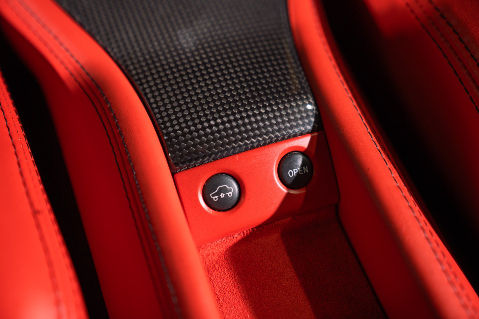 Used 2014 Ferrari 458 Spider RWD image 49