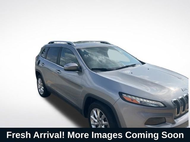 Used 2016 Jeep Cherokee Limited w/ Luxury Group FWD image 1