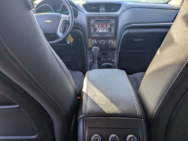 Used 2015 Chevrolet Traverse LT w/ Style and Technology Package image 26