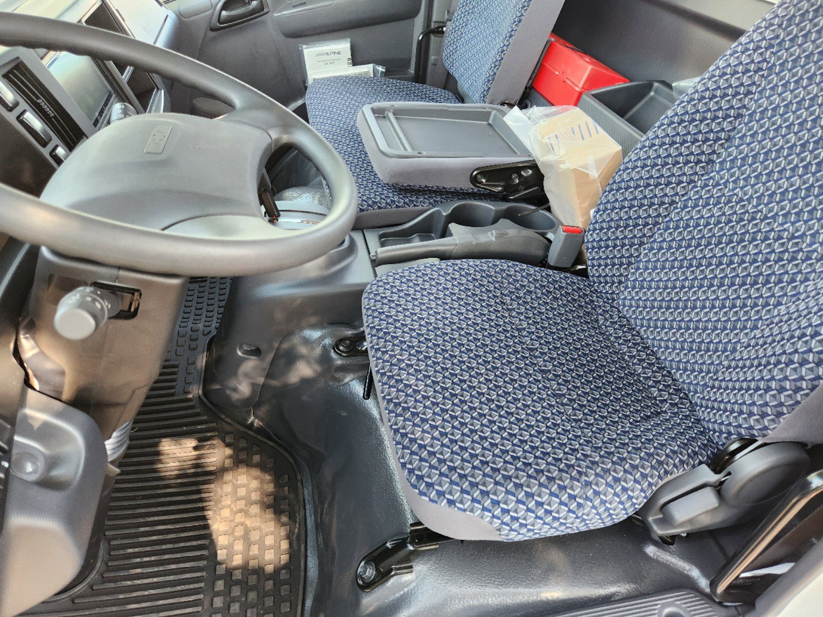 New 2025 Chevrolet Low Cab Forward image 4