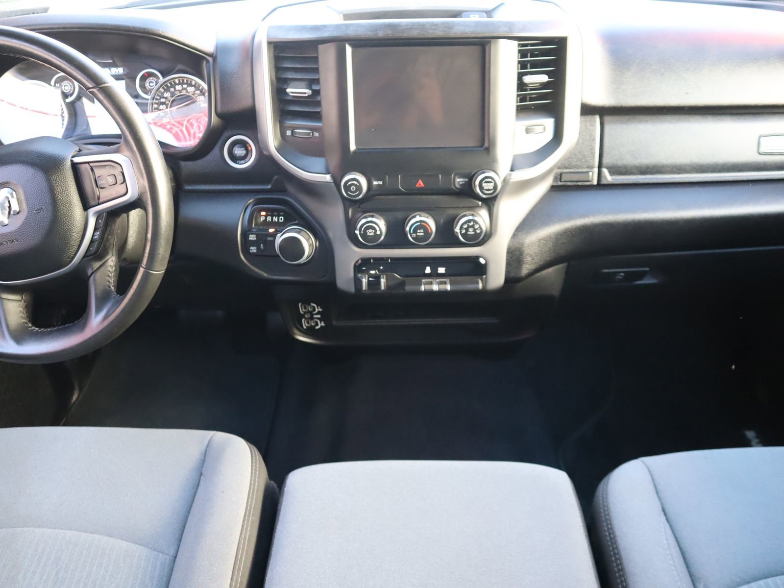 Used 2024 RAM 2500 Big Horn image 31