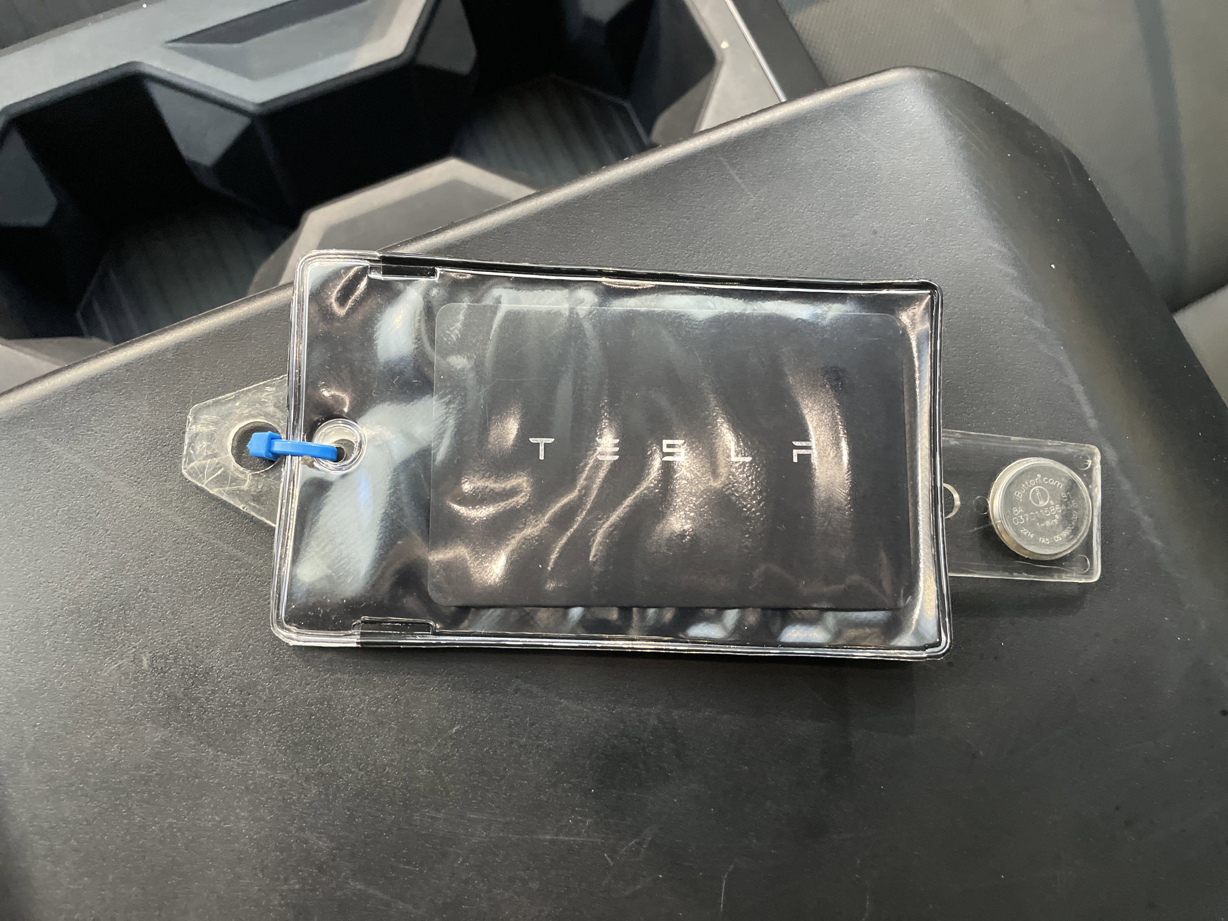 Used 2025 Tesla Cybertruck AWD Crew Cab image 43