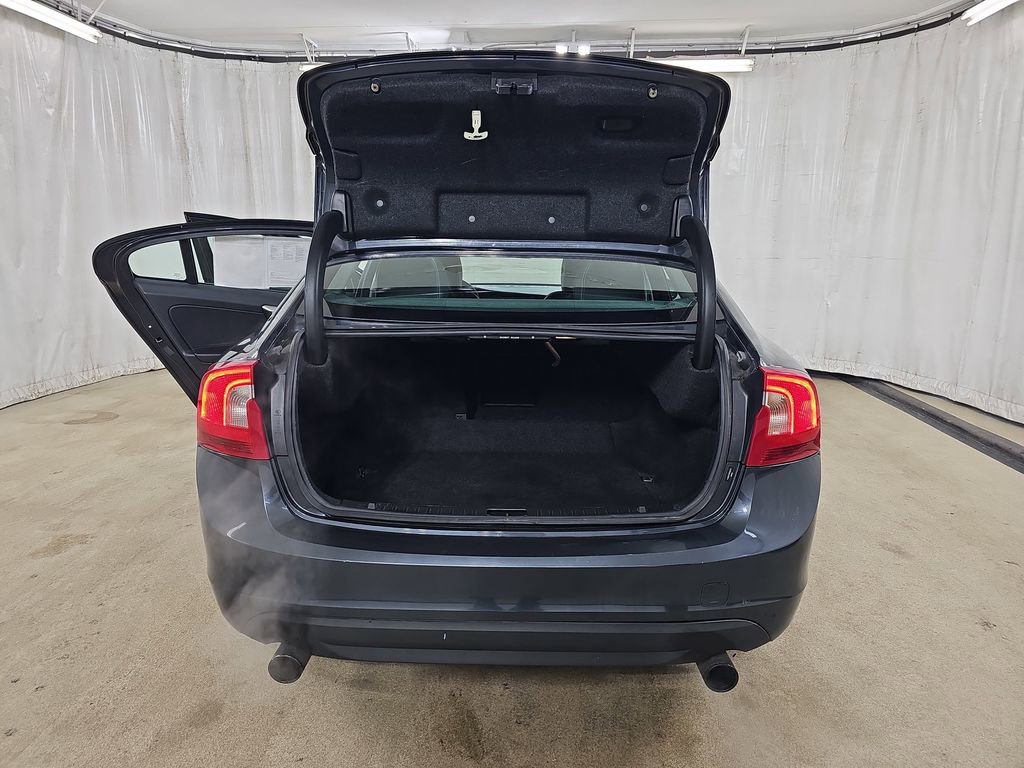 Used 2012 Volvo S60 T5 image 15