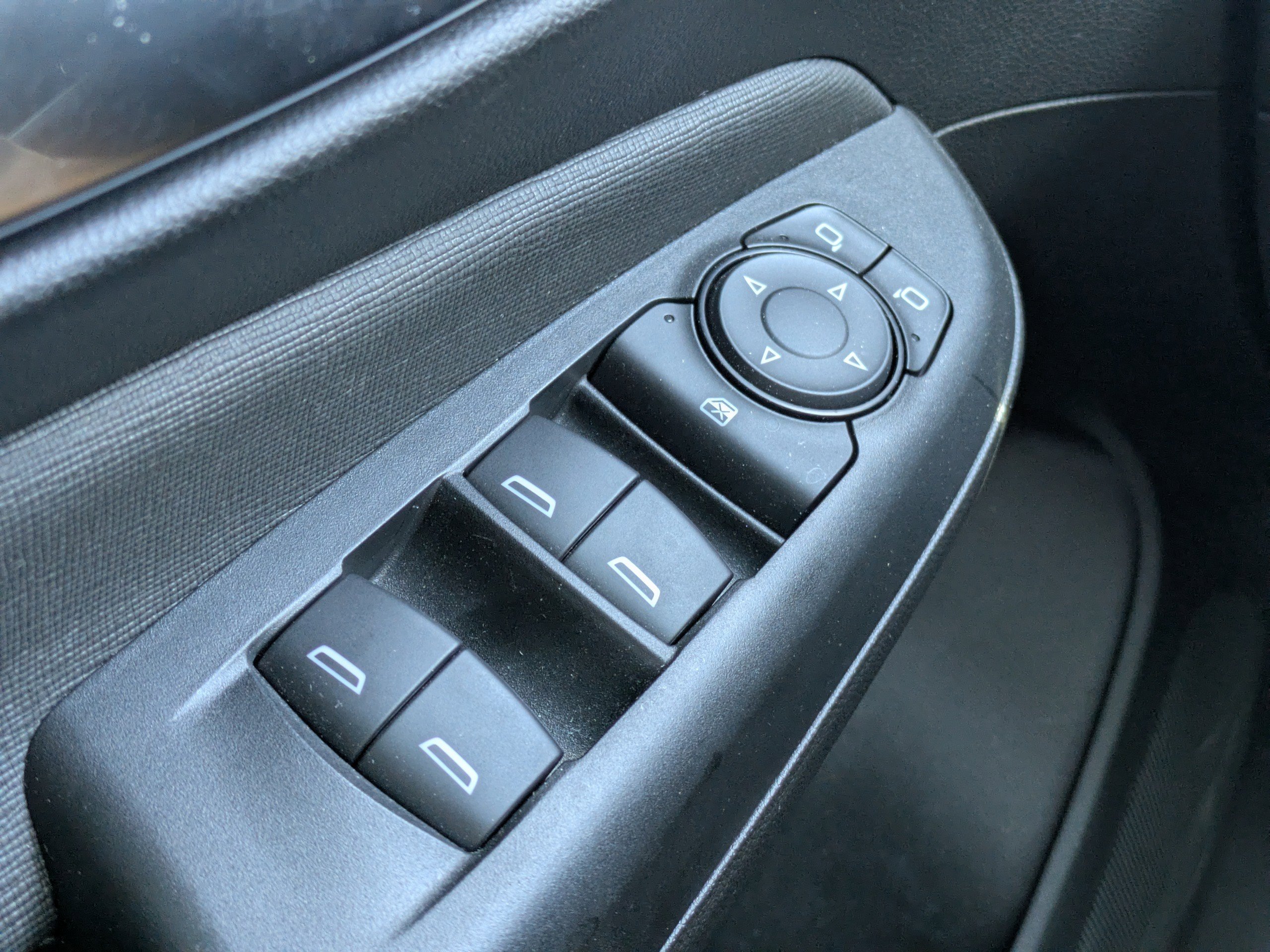 Used 2024 Buick Envista Preferred image 27