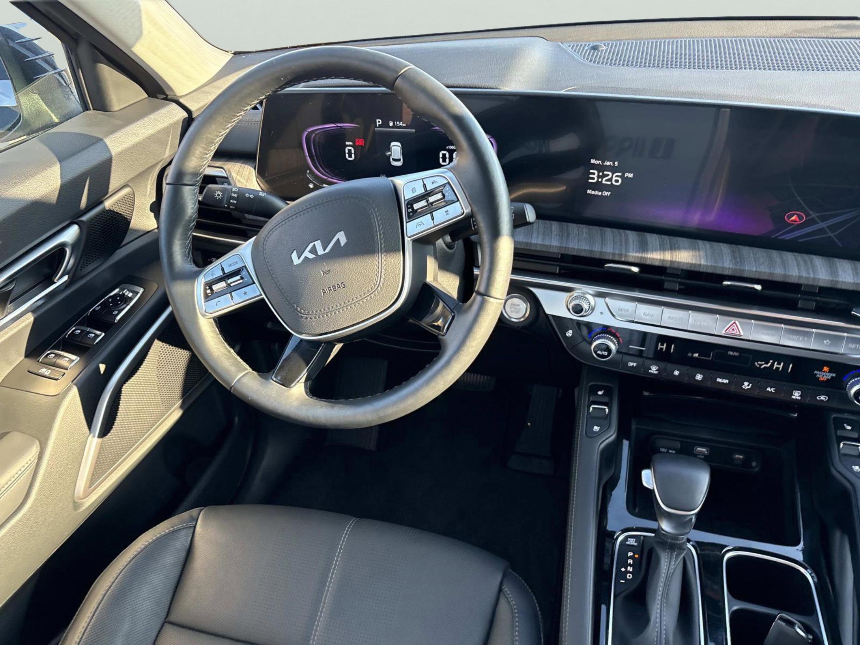 Used 2025 Kia Telluride EX image 9