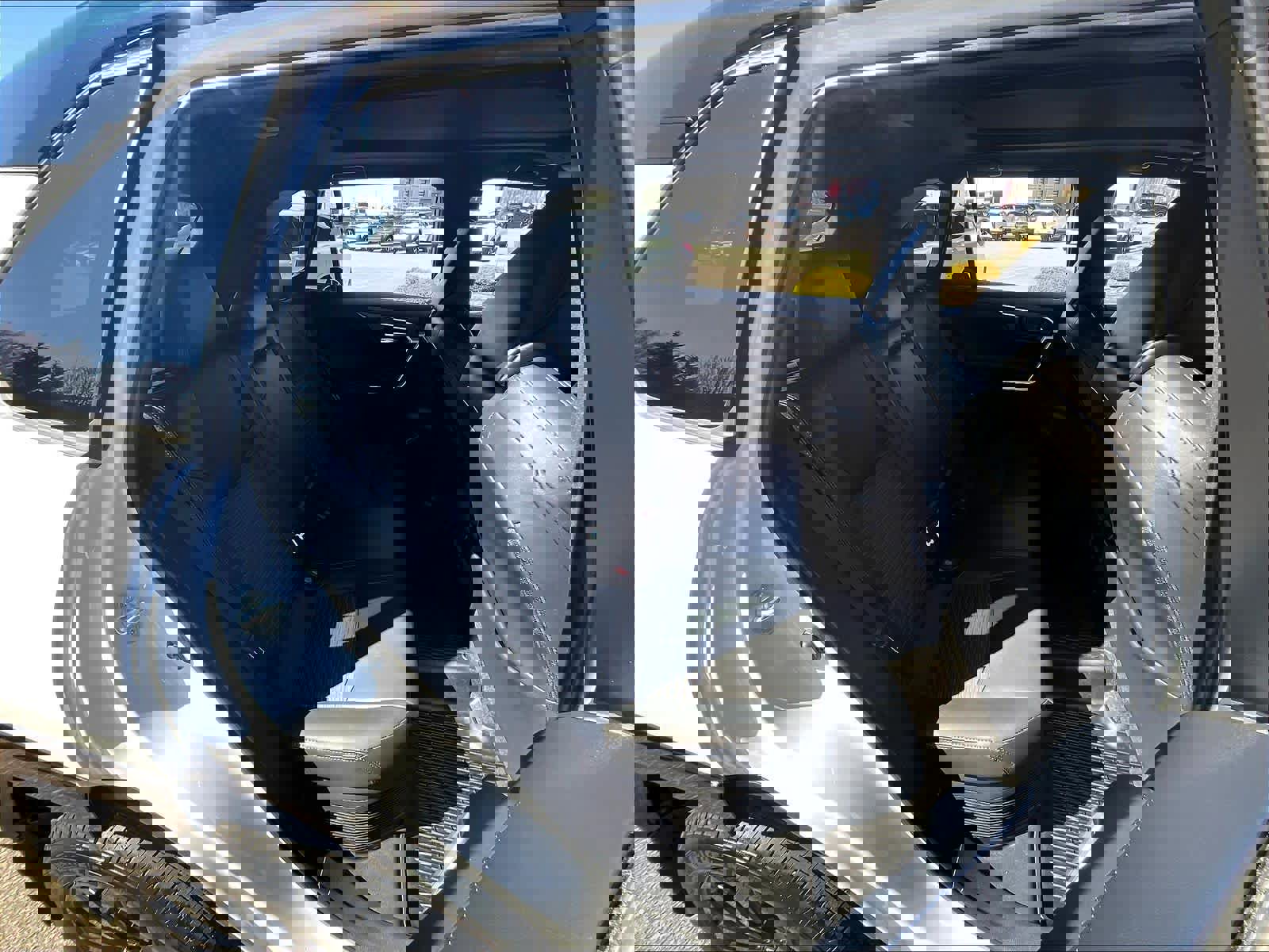 Used 2023 Toyota RAV4 XSE AWD/4WD image 16