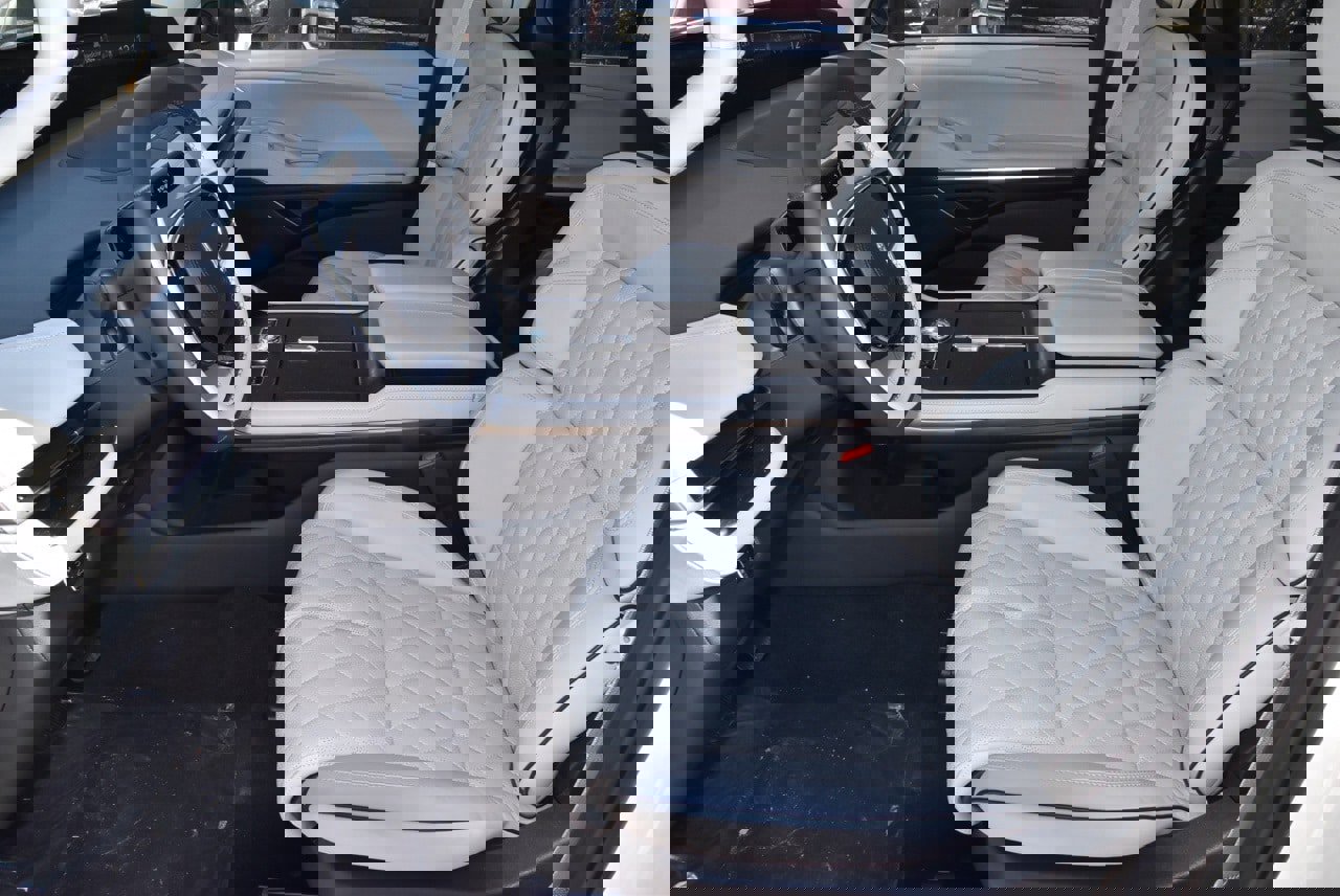 New 2026 Lincoln Navigator L Black Label image 13