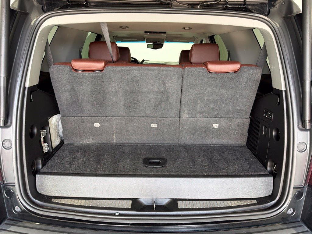 Used 2020 Chevrolet Tahoe Premier w/ Premier Plus Edition RWD image 25