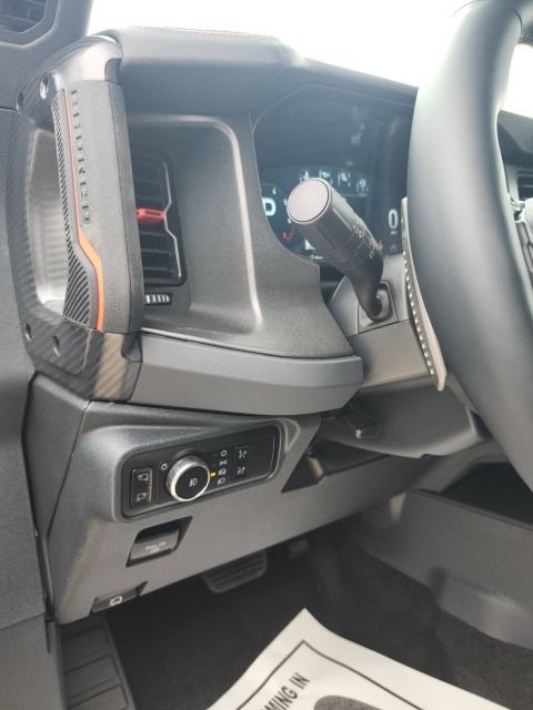 New 2025 Ford Bronco Raptor w/ Interior Carbon Fiber Pack AWD/4WD image 38