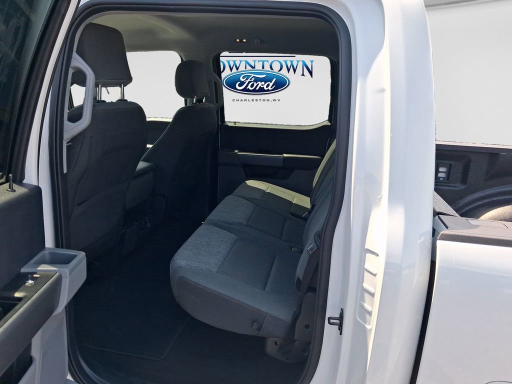 Used 2025 Ford F250 XLT w/ Snow Plow Prep Package AWD/4WD image 9