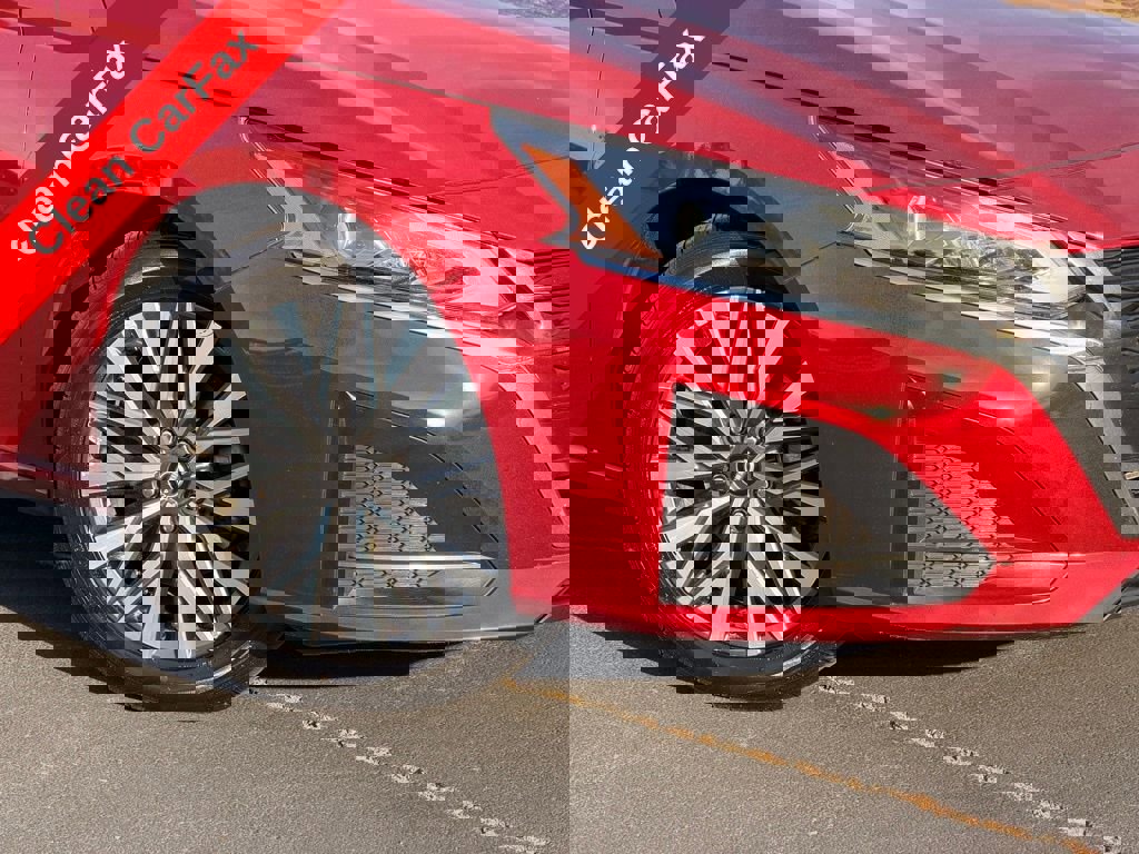 Used 2024 Nissan Altima 2.5 SV image 5