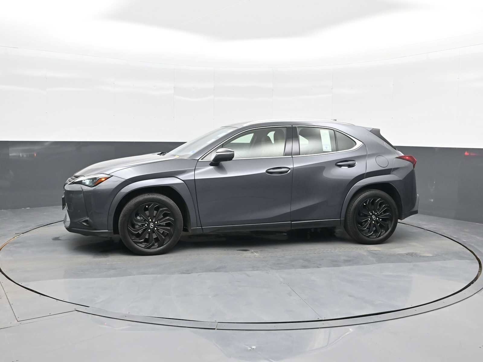 Used 2024 Lexus UX 250h AWD w/ Premium Package image 5