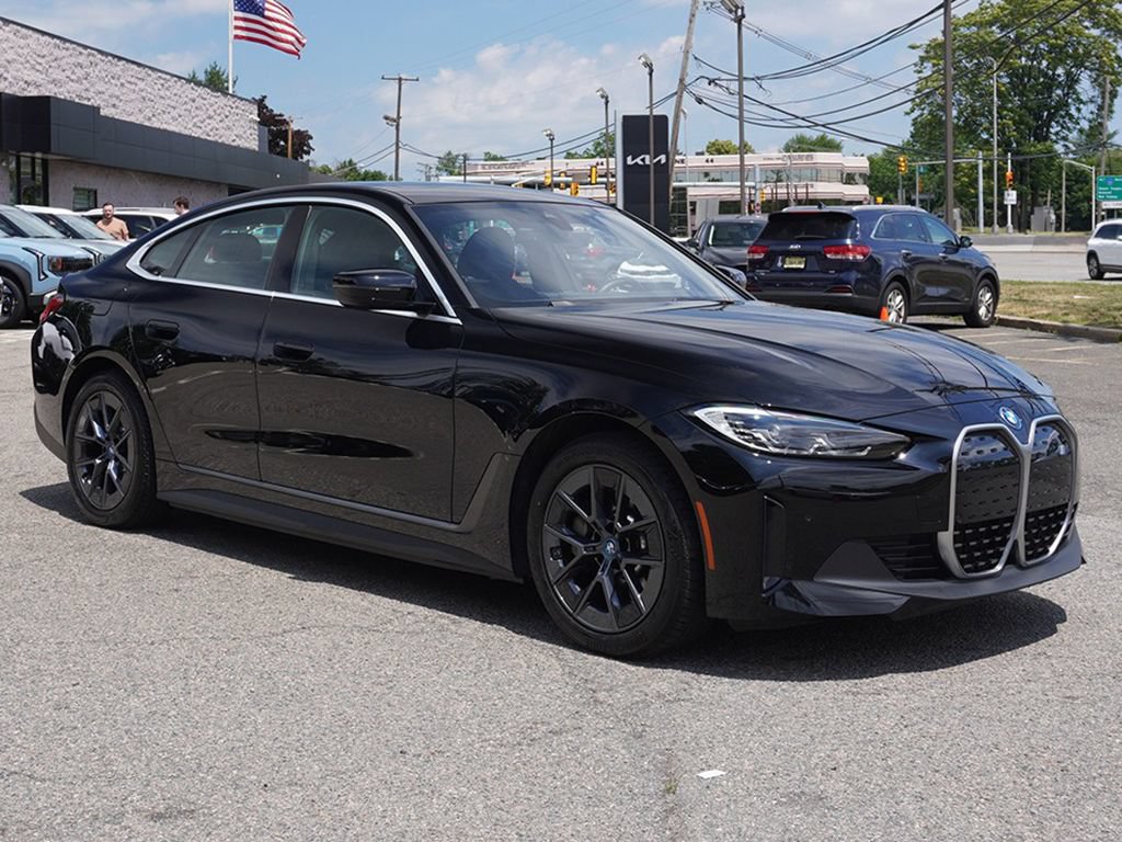 Used 2023 BMW i4 eDrive35 w/ Premium Package RWD image 59