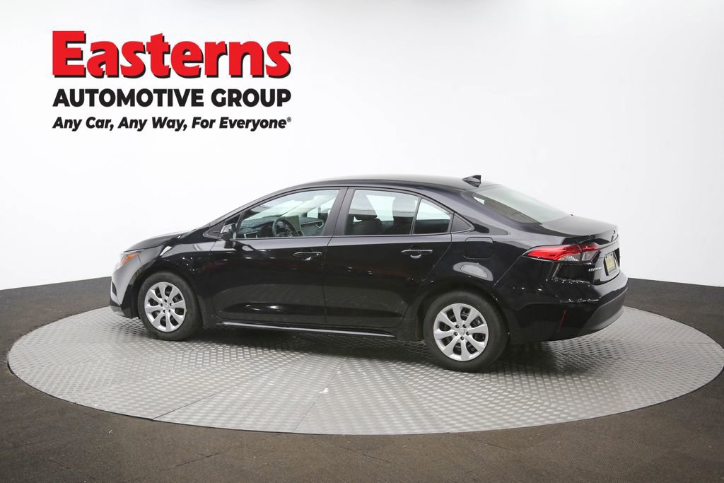 Used 2025 Toyota Corolla LE image 62