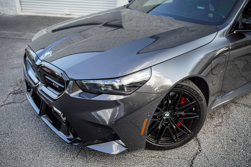 Used 2026 BMW M5 w/ Executive Package AWD/4WD image 2
