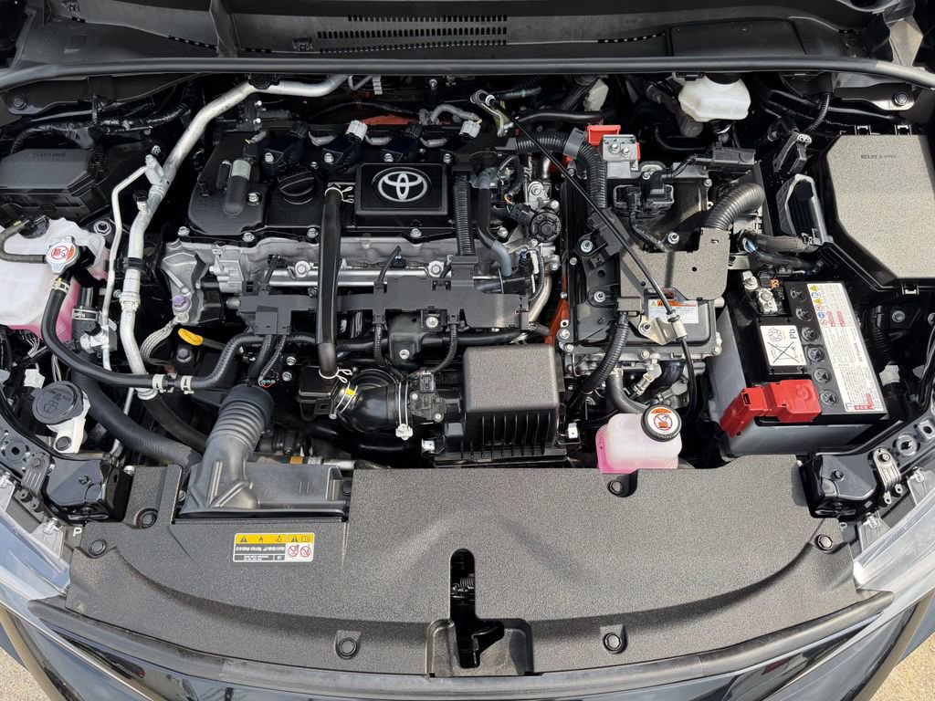 Used 2025 Toyota Corolla LE FWD image 29