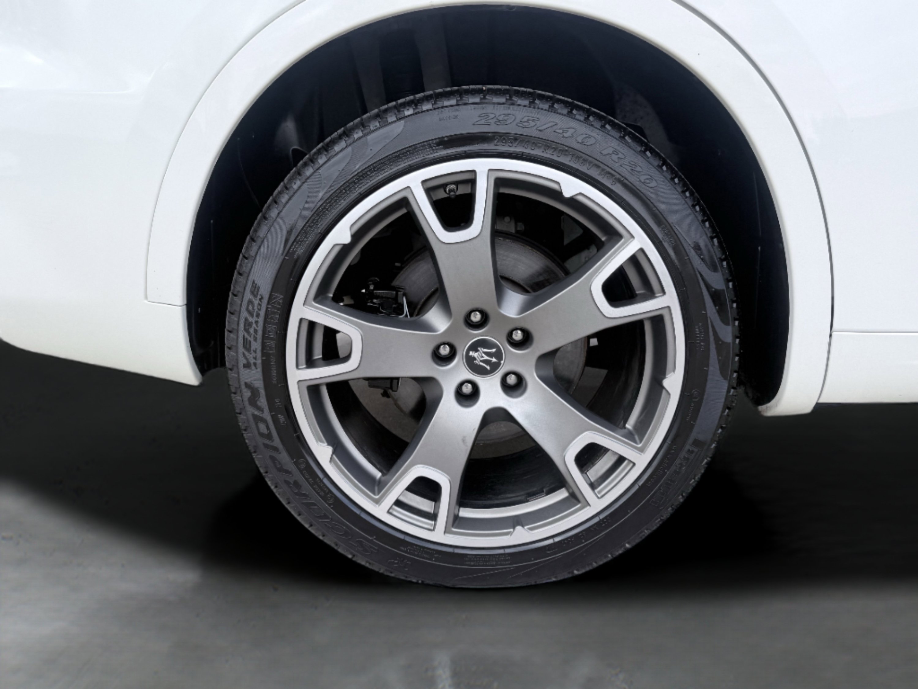 Used 2023 Maserati Levante Modena AWD/4WD image 10