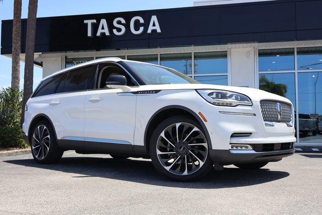 Used 2020 Lincoln Aviator Reserve w/ Equipment Group 202A AWD/4WD image 1