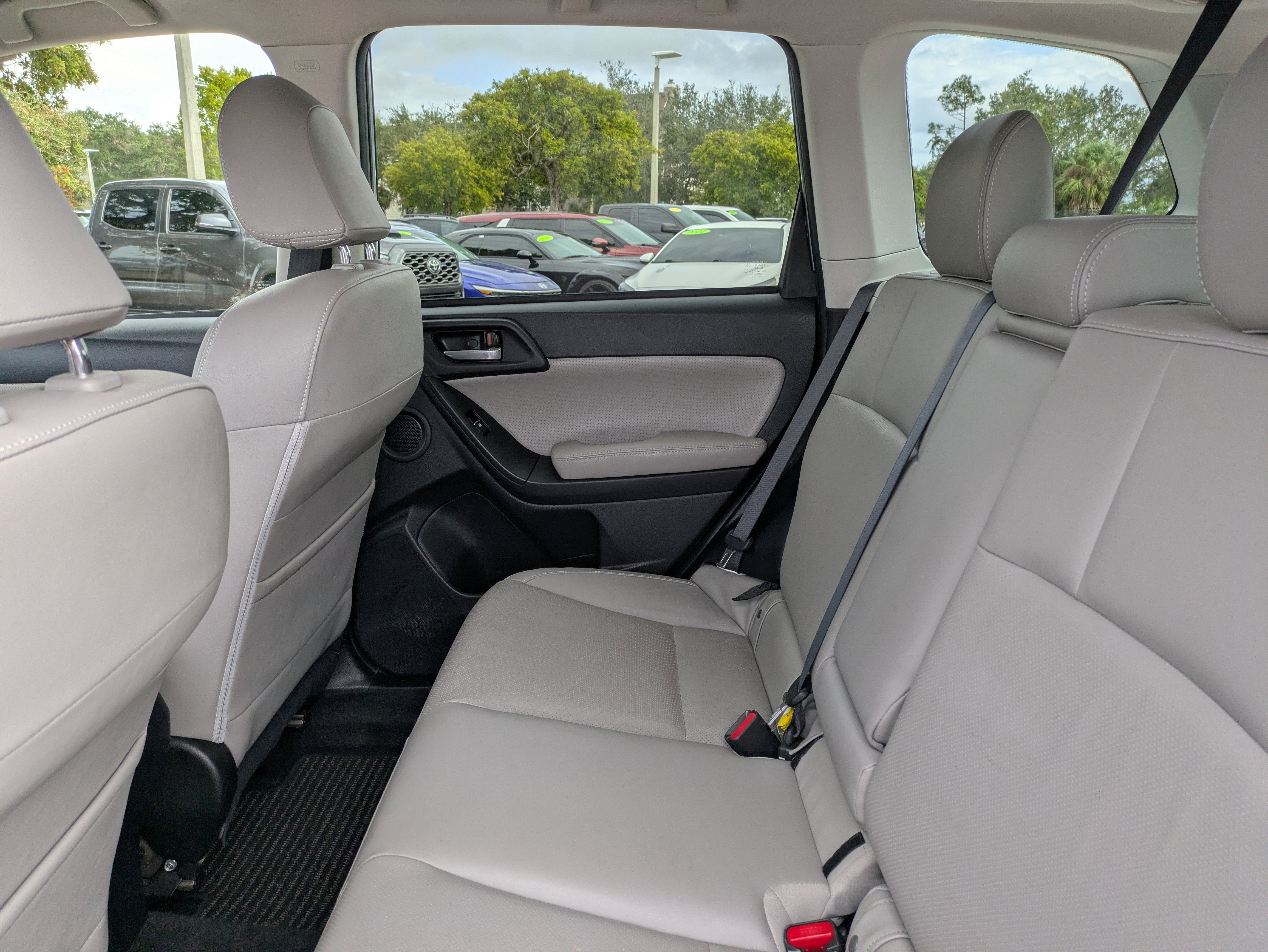 Used 2017 Subaru Forester 2.5i Limited image 15