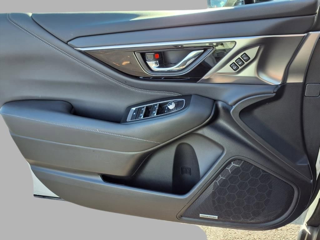 Used 2024 Subaru Outback Limited image 18