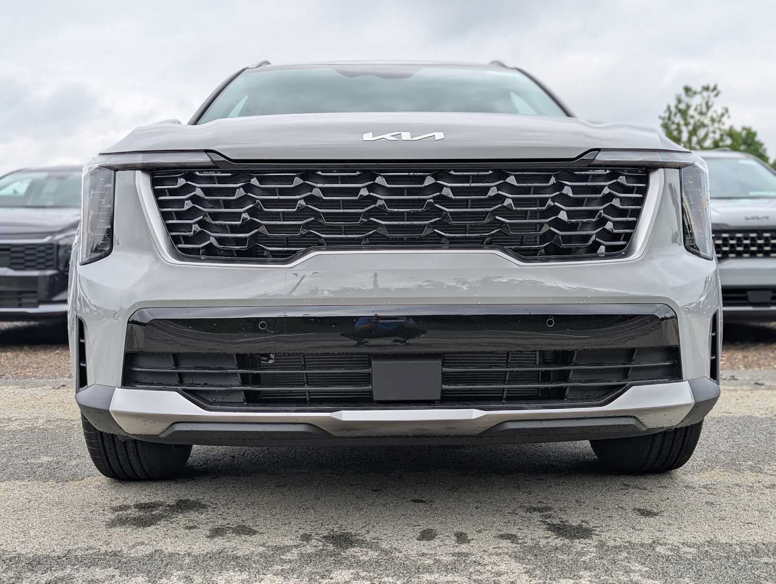 New 2026 Kia Sorento S AWD/4WD image 2