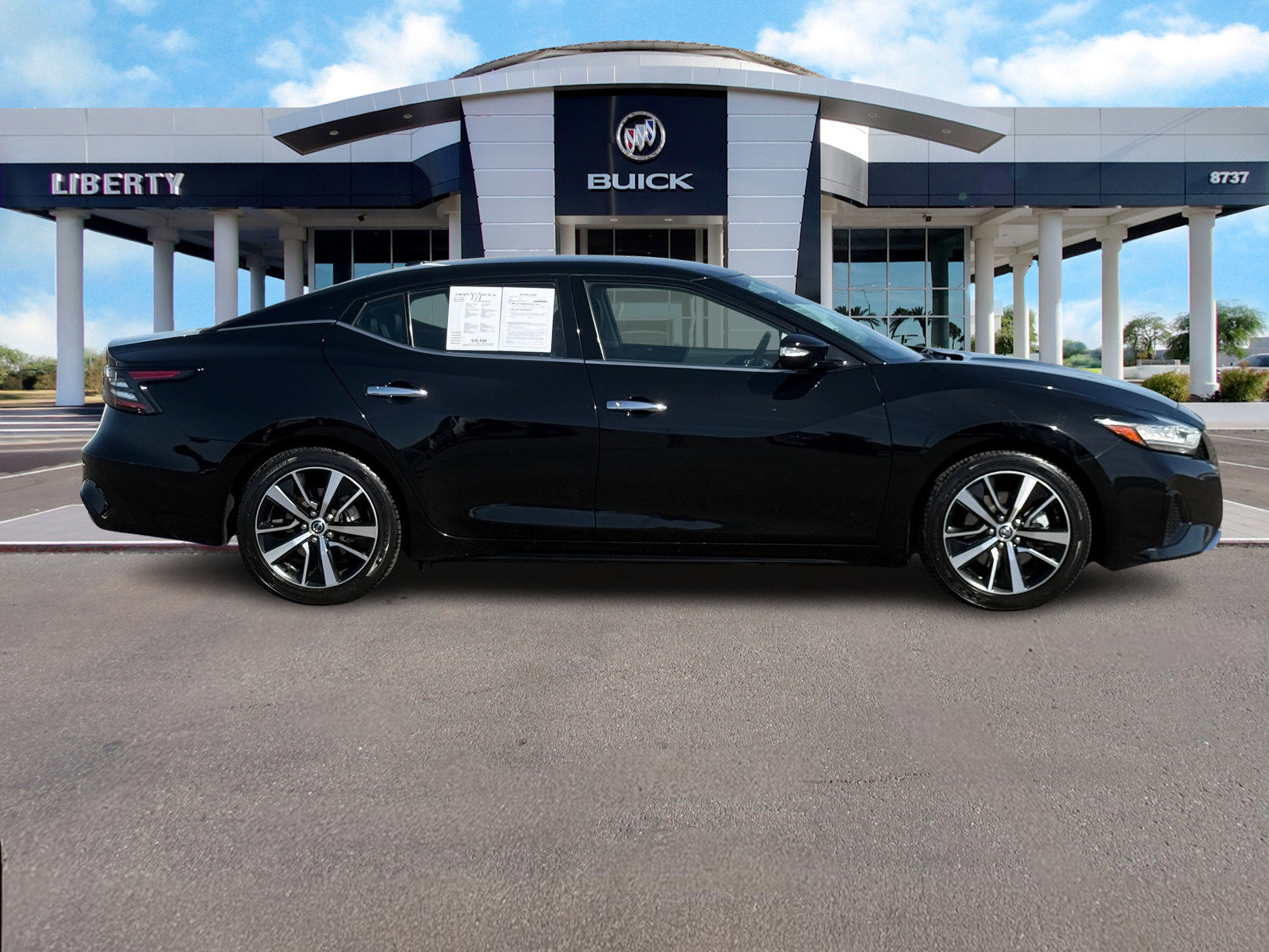 Used 2022 Nissan Maxima SV w/ Floor Mat Group image 2