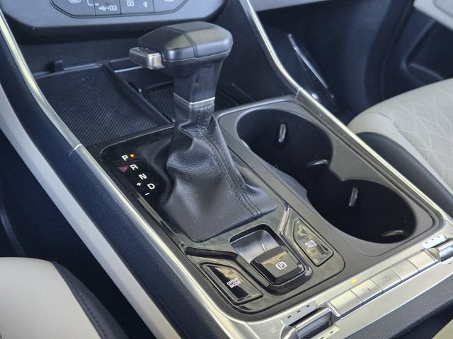 Used 2025 Kia Carnival SX FWD image 20
