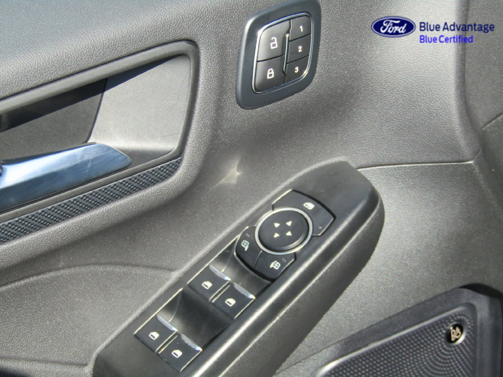 Certified 2024 Ford Escape ST-Line Elite w/ Premium Technology Package AWD/4WD image 30