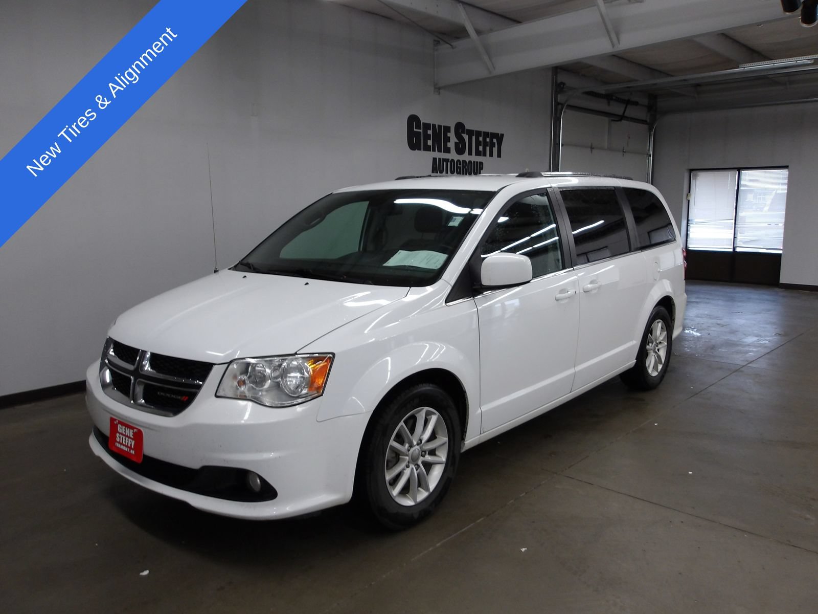 Used 2019 Dodge Grand Caravan SXT FWD image 7