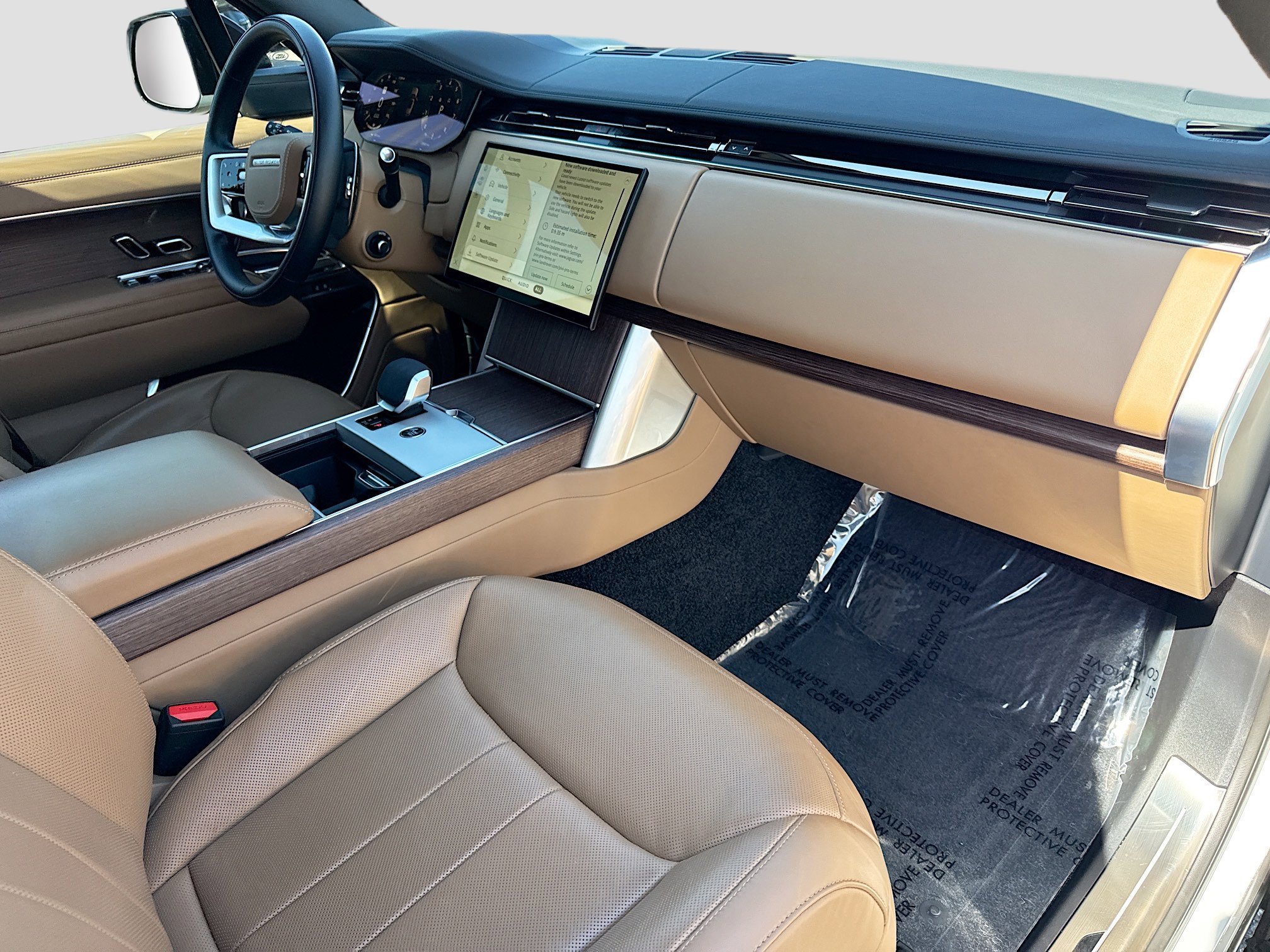 Used 2025 Land Rover Range Rover SE image 14