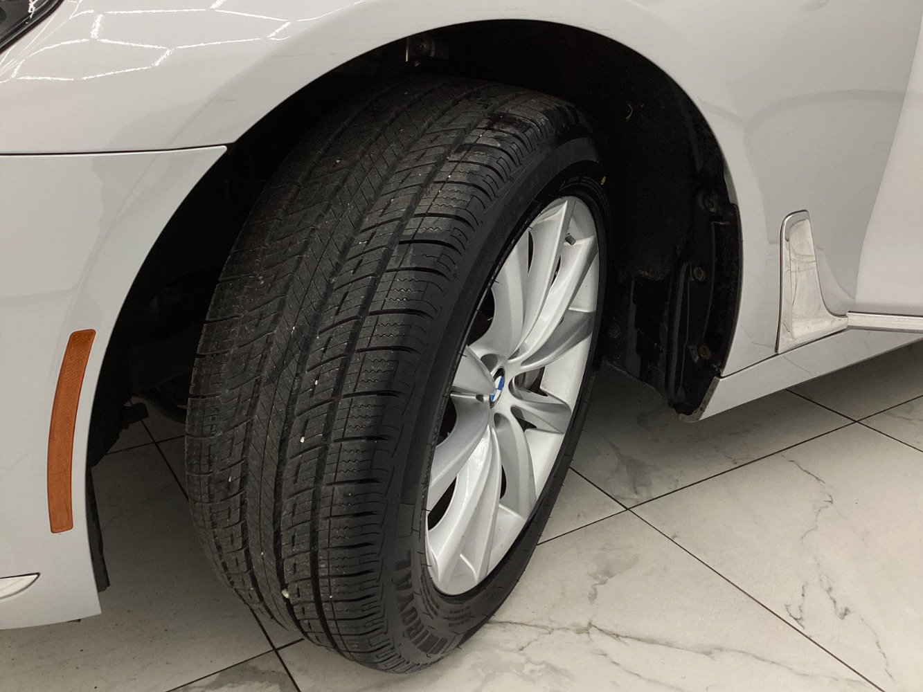 Used 2019 BMW 740i xDrive image 46