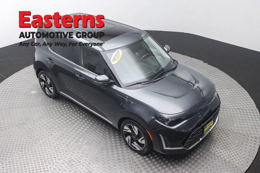 Used 2023 Kia Soul GT-Line FWD image 3