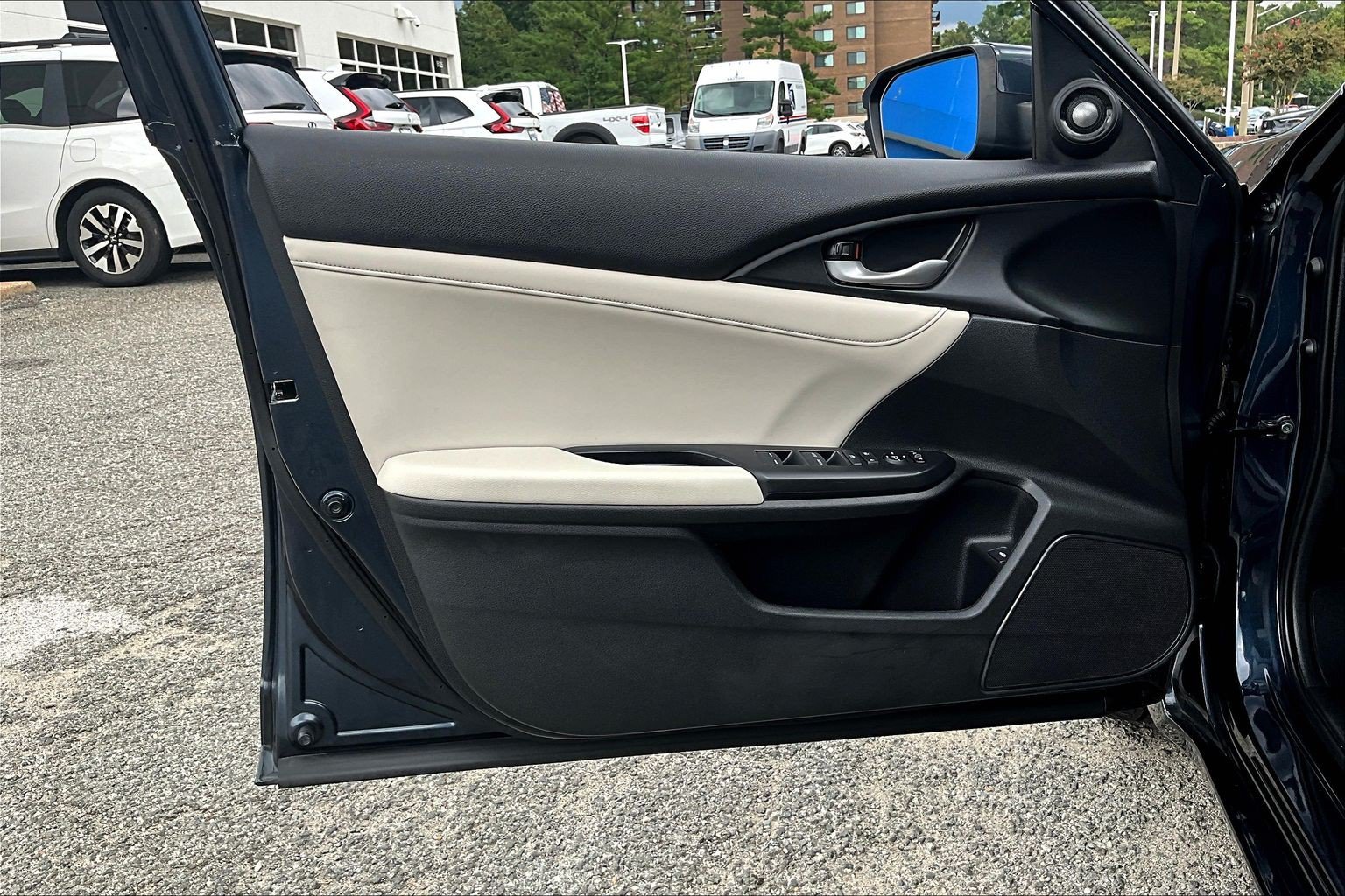 Used 2022 Honda Insight Touring image 18