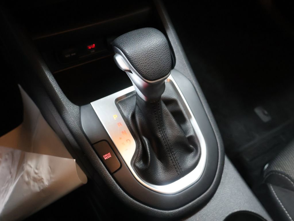 Used 2023 Kia Forte LXS image 28