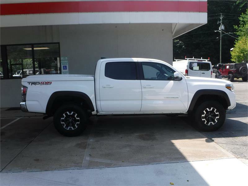 Used 2020 Toyota Tacoma 4x4 Double Cab image 2