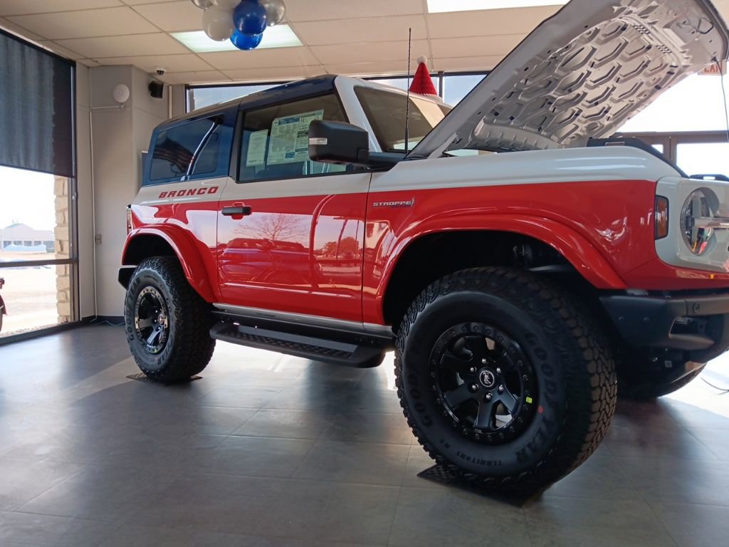 New 2025 Ford Bronco Stroppe Edition image 1
