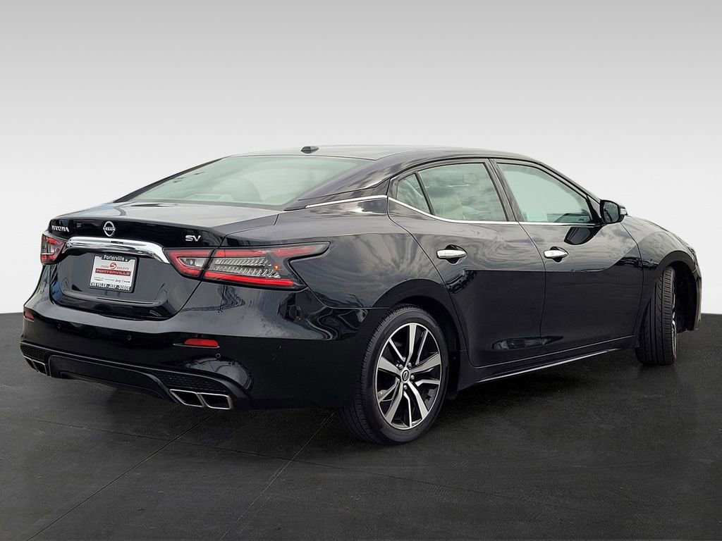 Used 2023 Nissan Maxima SV w/ Floor Mat Group image 4