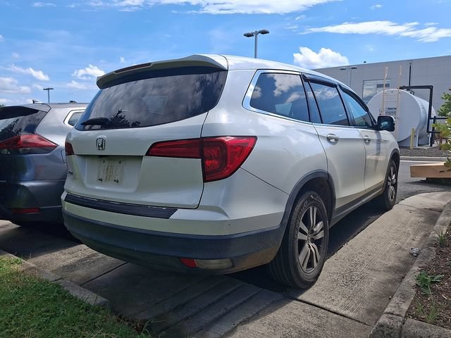 Used 2017 Honda Pilot EX image 7