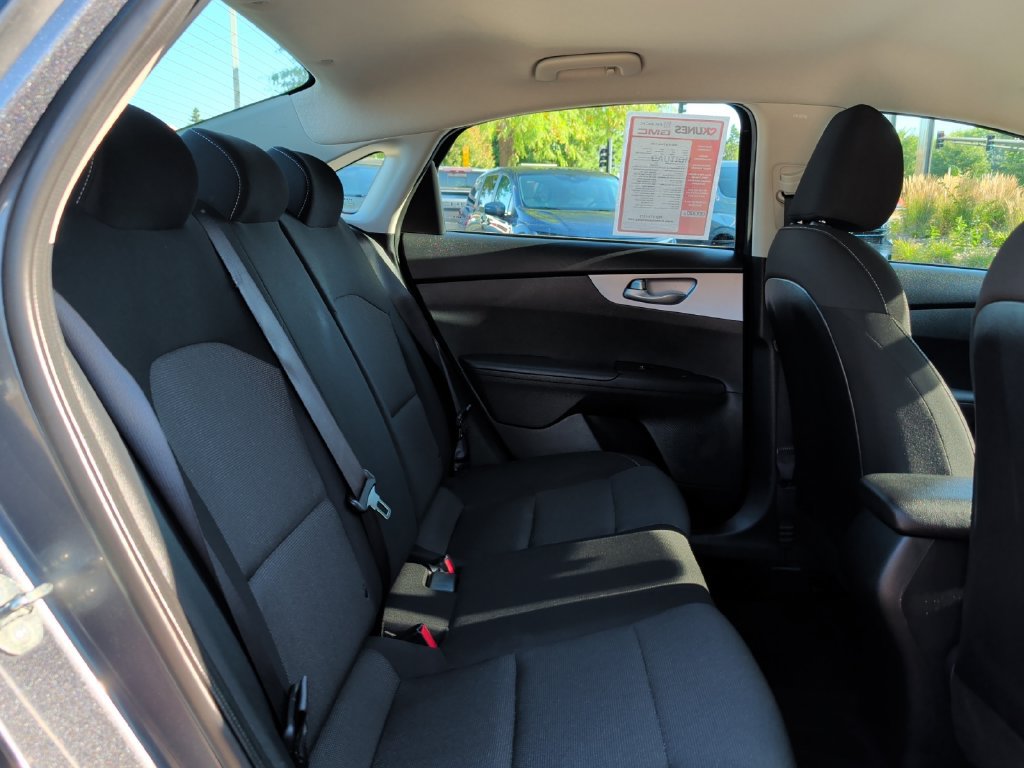 Used 2024 Kia Forte LXS FWD image 35