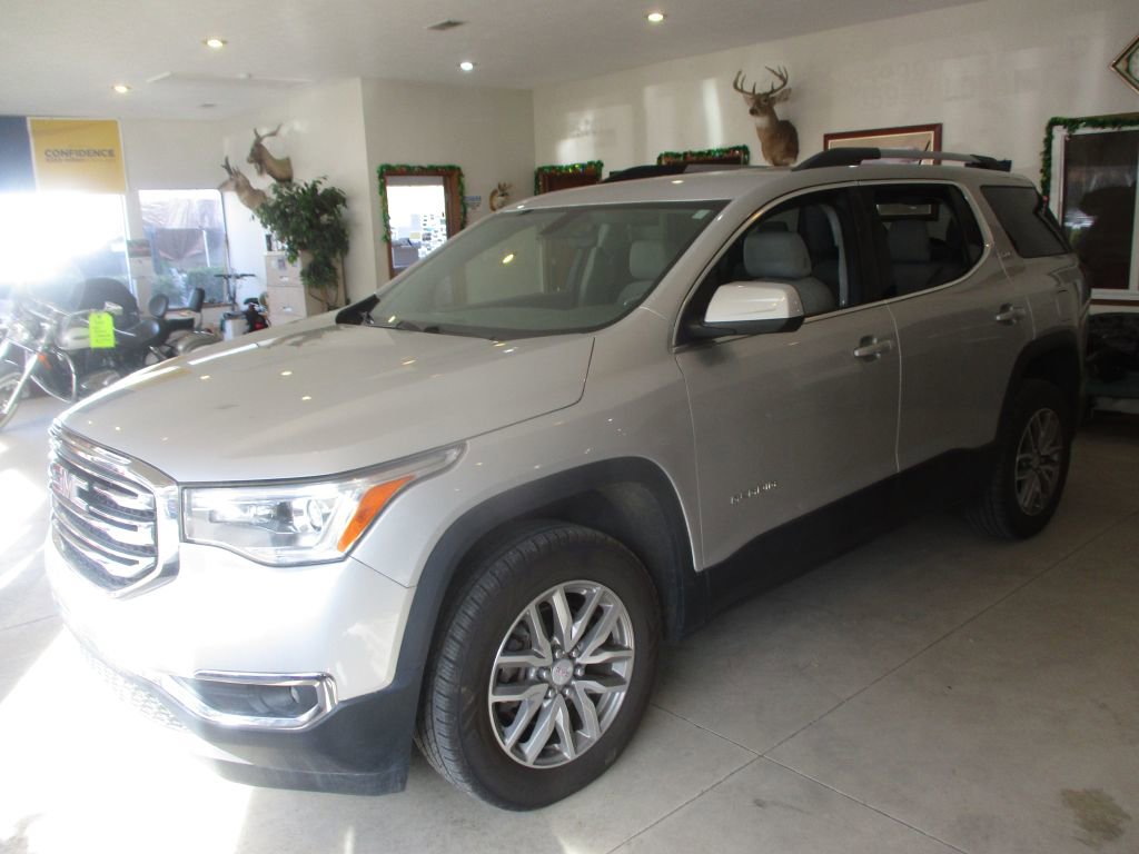 Used 2019 GMC Acadia SLE image 2