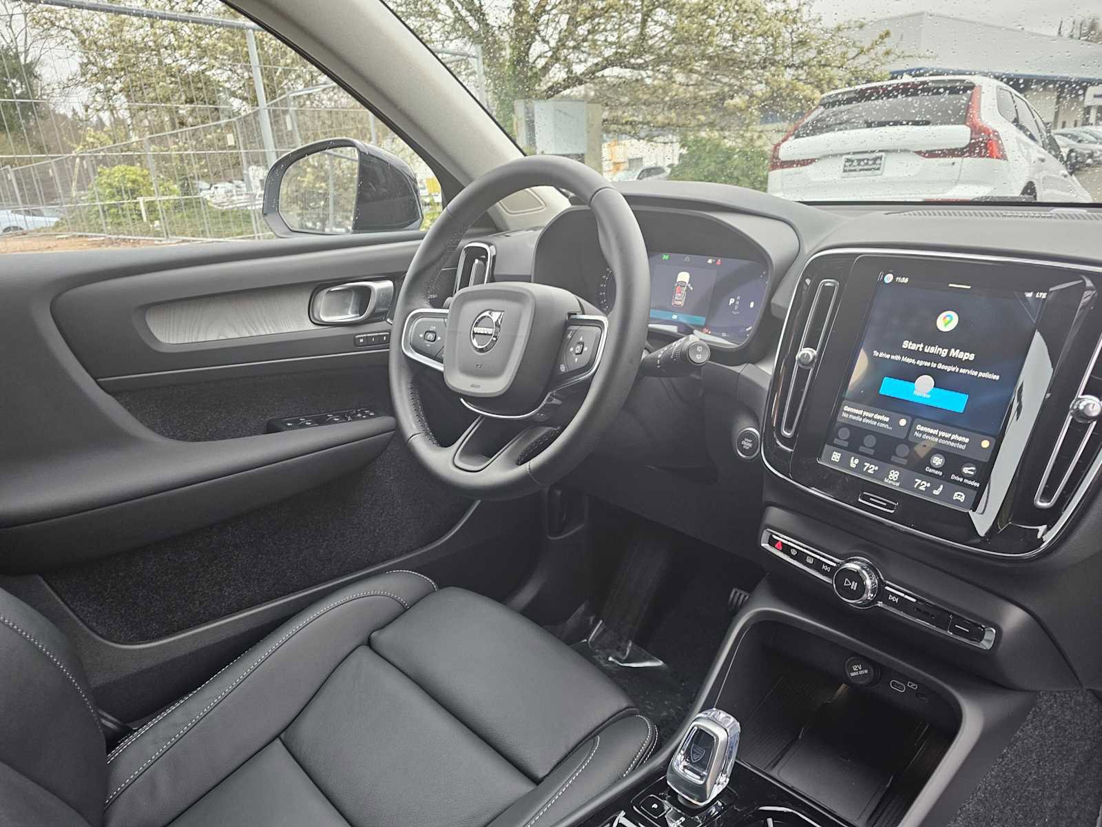 New 2026 Volvo XC40 B5 Plus w/ Protection Package Premier image 10