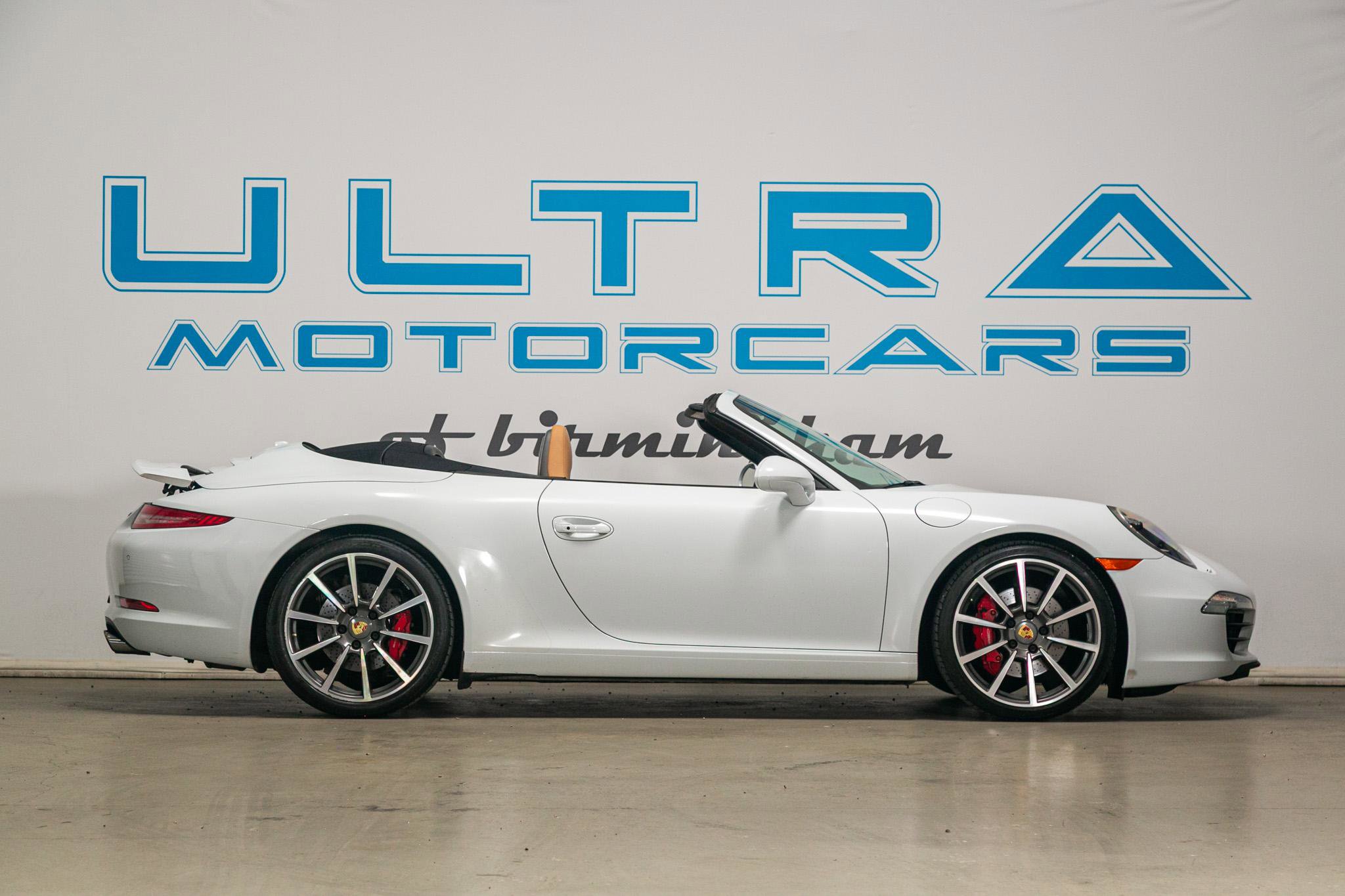Used 2015 Porsche 911 Carrera S image 13